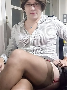 FRANKS-TGIRLWORLD: Enter Leticia Antoneli!