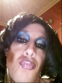 Nasty tranny mistress in her solo play